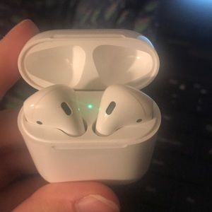 Apple air pods w/ 1 year warranty
